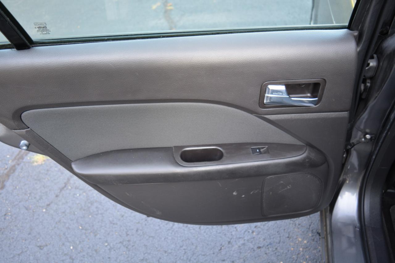 Ford Fusion V6 SE 2011