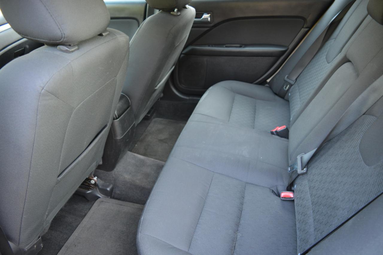 Ford Fusion V6 SE 2011