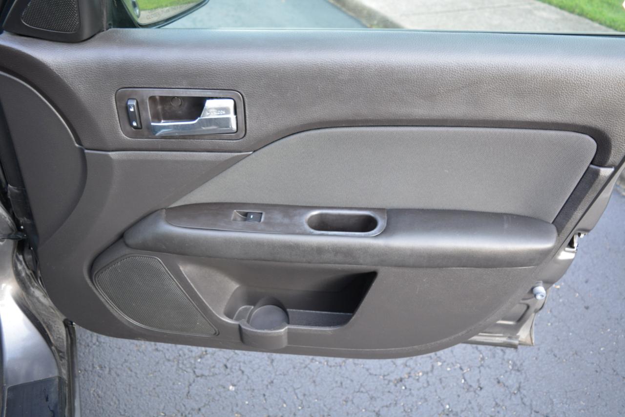 Ford Fusion V6 SE 2011