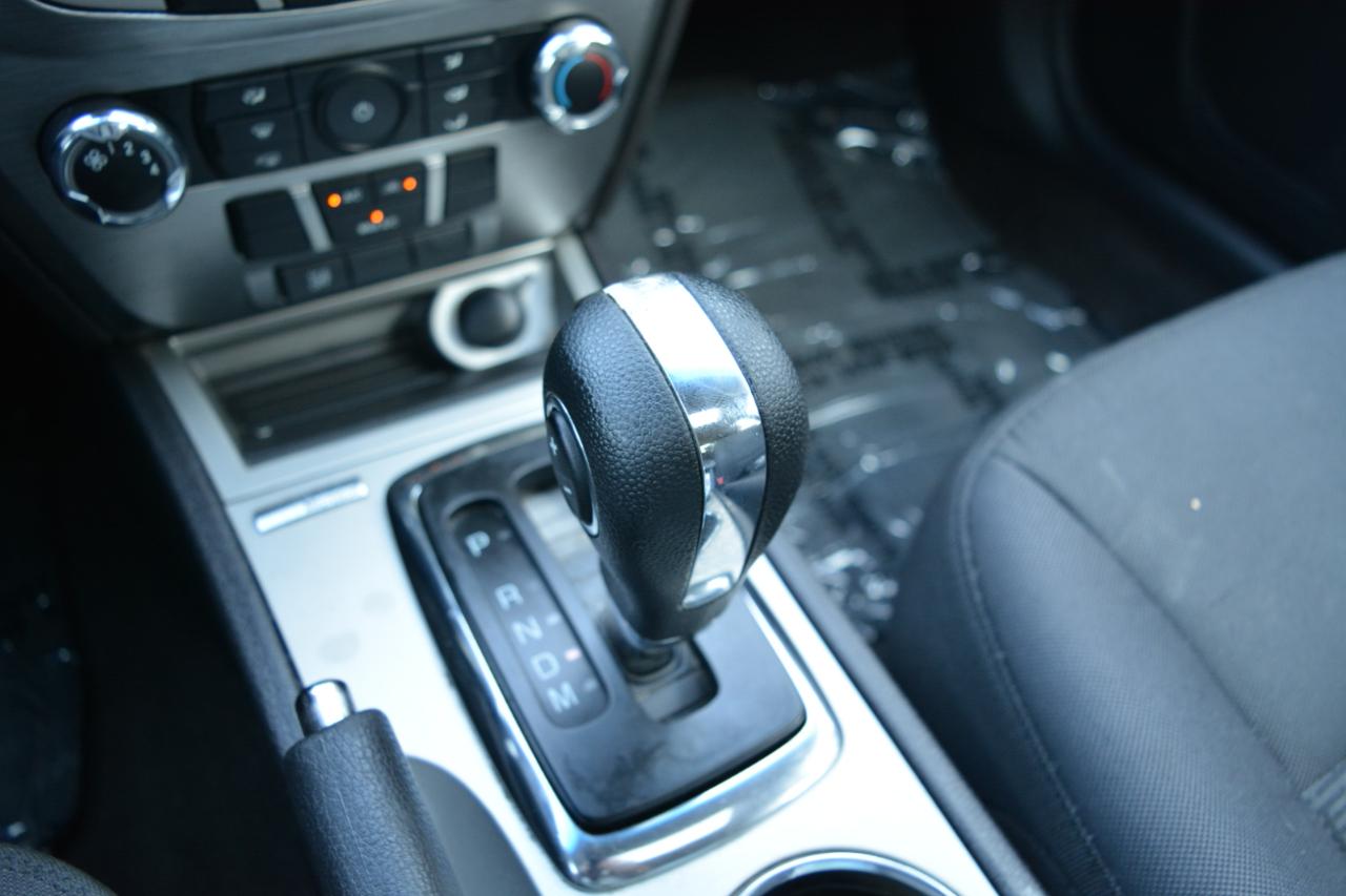 Ford Fusion V6 SE 2011