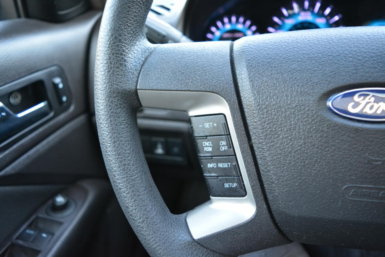 Ford Fusion V6 SE 2011