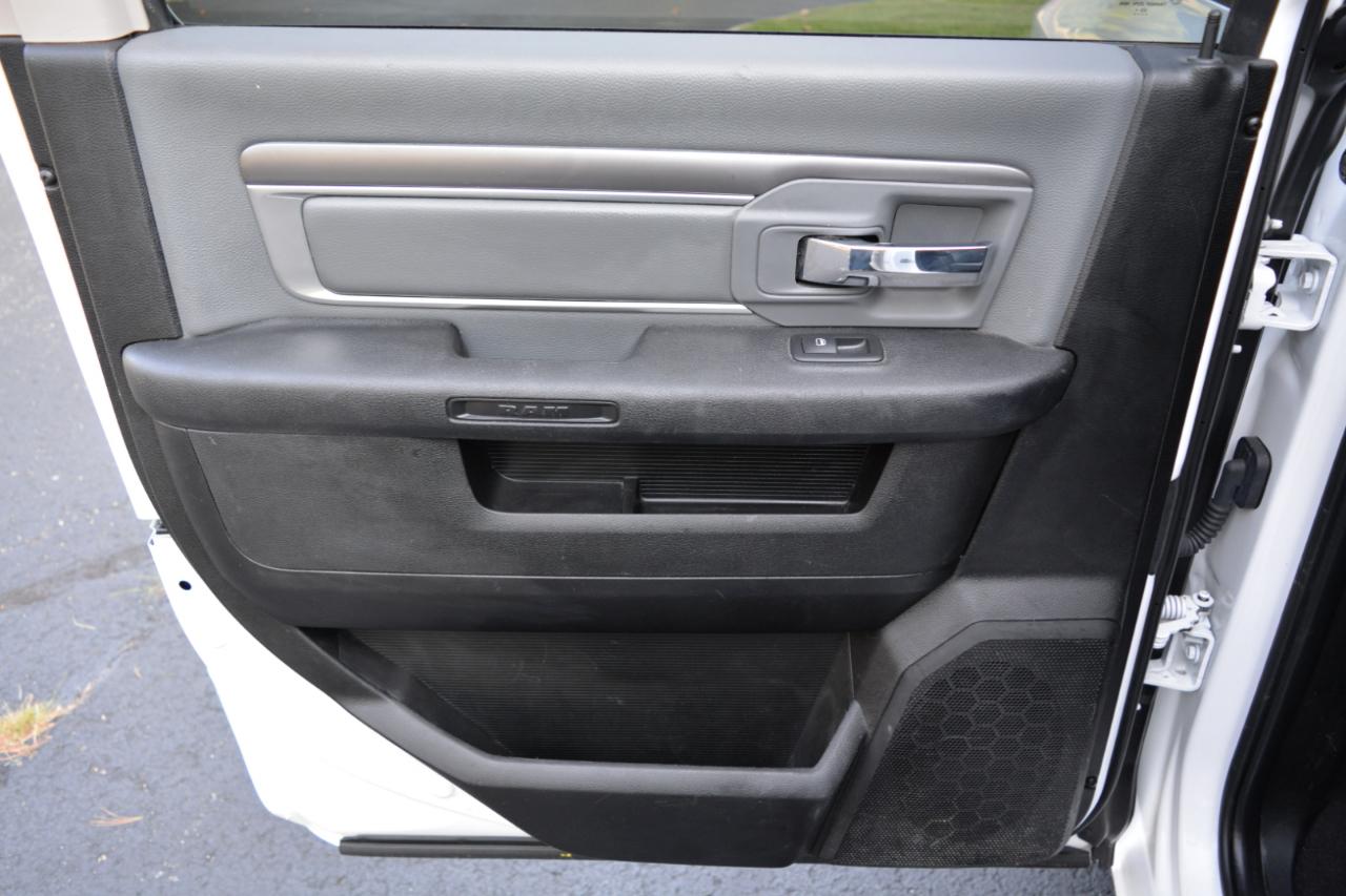 RAM 1500 Classic Tradesman Crew Cab LWB 2WD 2022