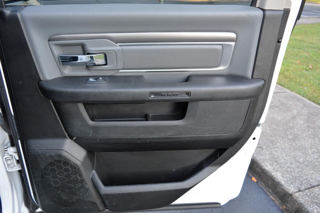 RAM 1500 Classic Tradesman Crew Cab LWB 2WD 2022