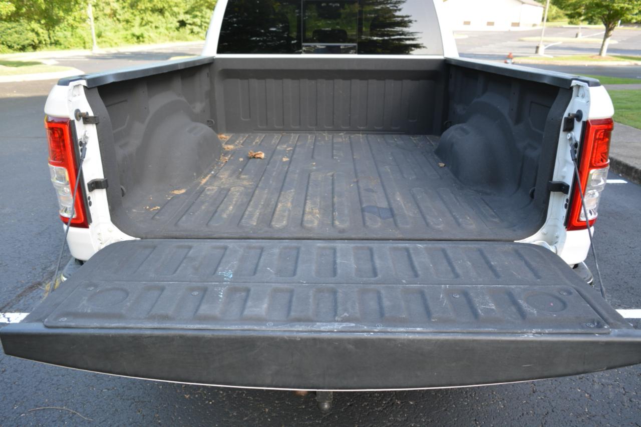 RAM 1500 Big Horn Quad Cab 2WD 2022