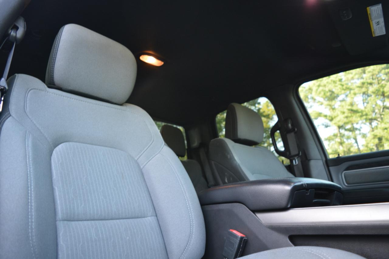 RAM 1500 Big Horn Quad Cab 2WD 2022