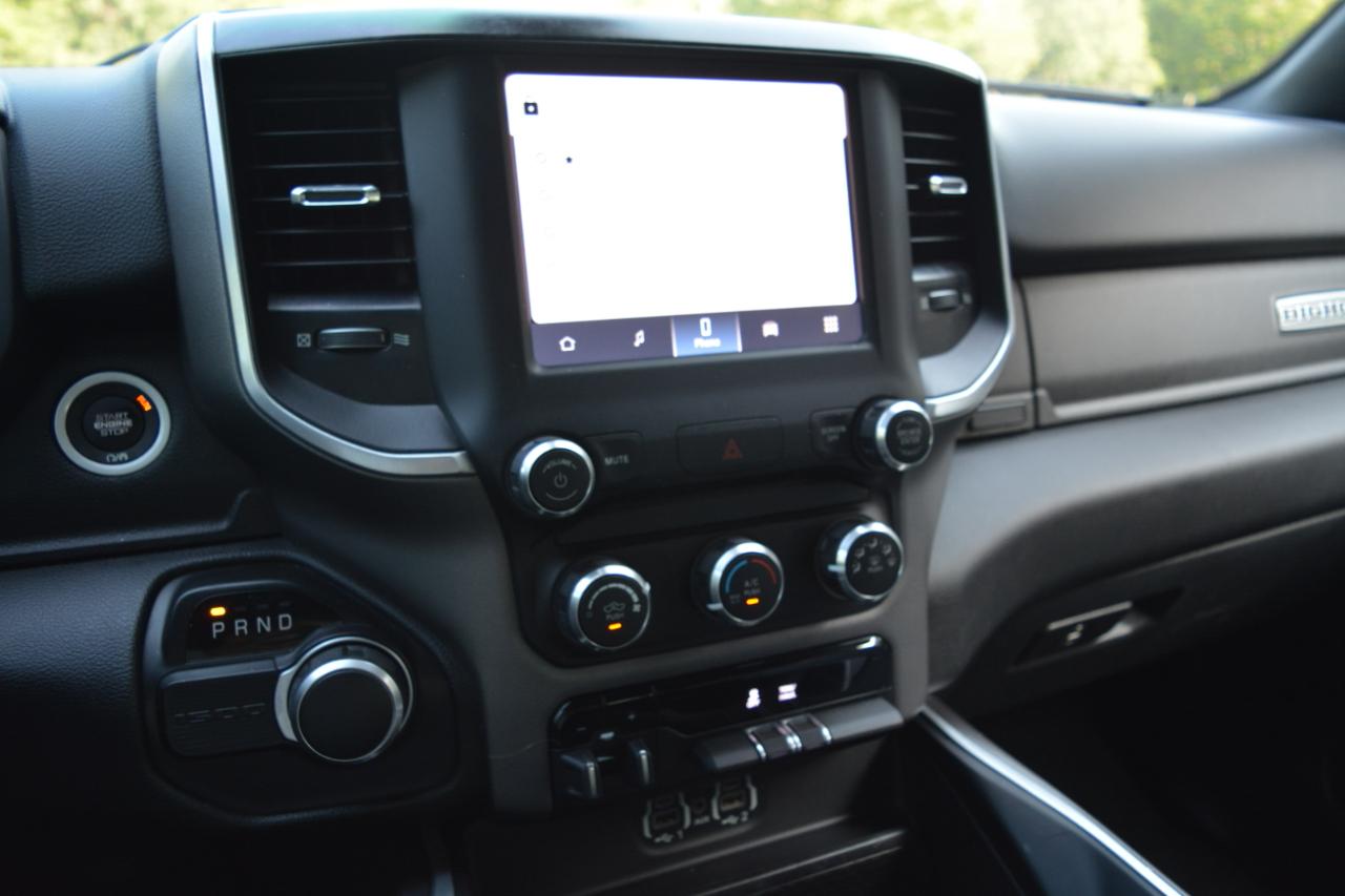 RAM 1500 Big Horn Quad Cab 2WD 2022