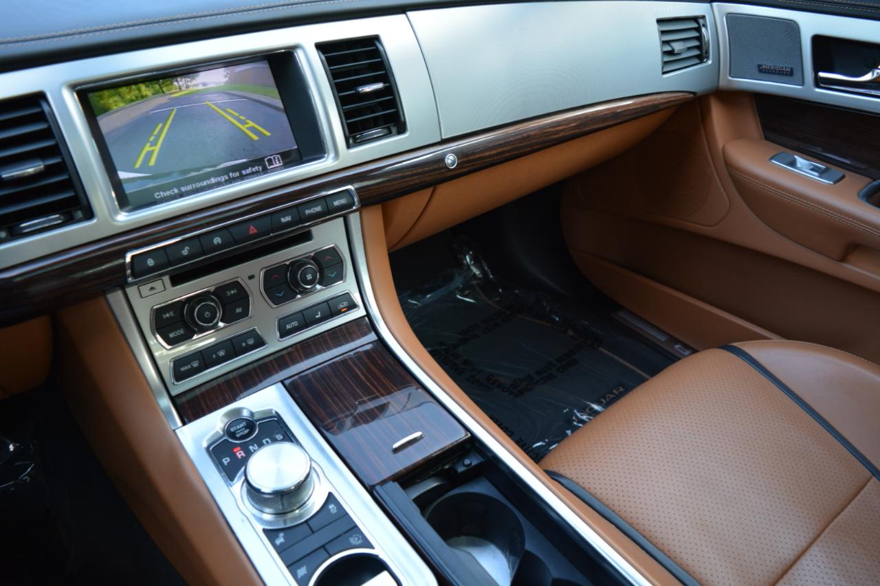 Jaguar XF-Series XF 3.0 Sport AWD 2015