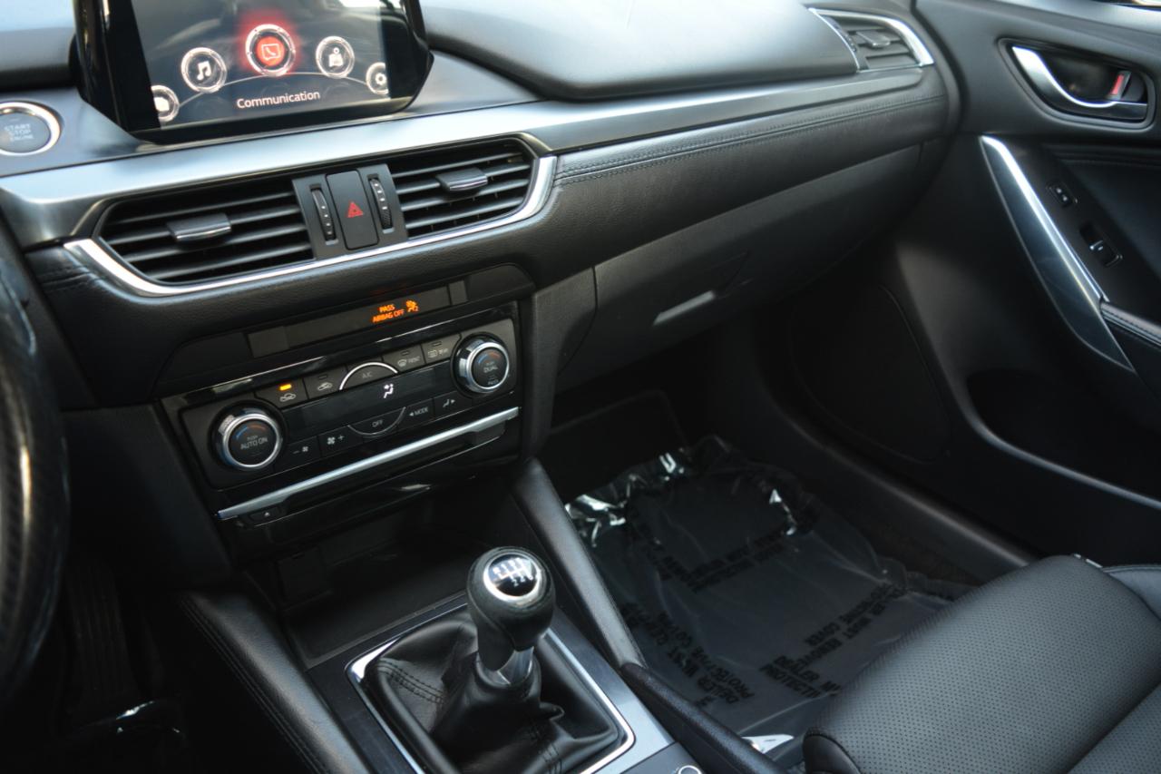 Mazda MAZDA6 i Touring 2016