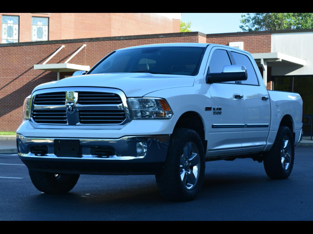 RAM 1500 SLT Crew Cab SWB 4WD 2015