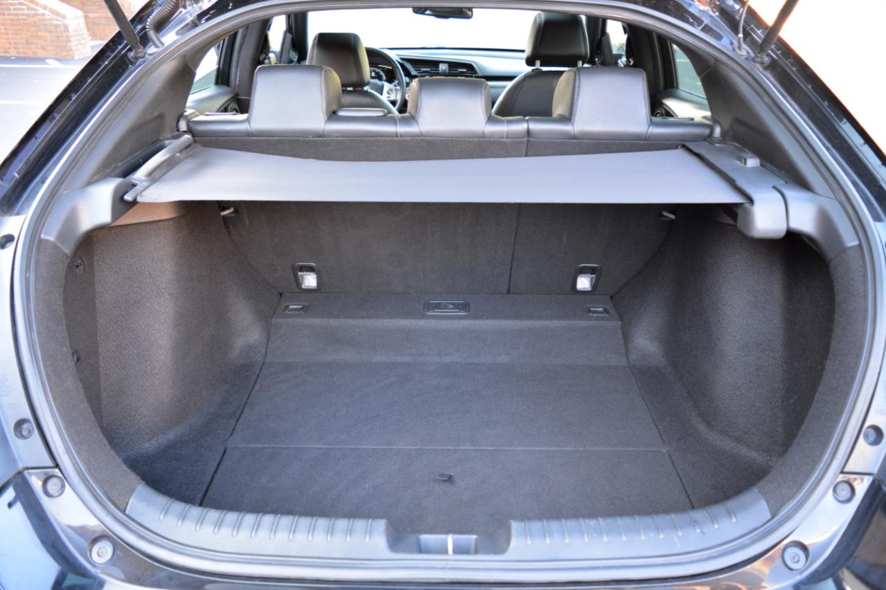 Honda Civic EX-L w/ Navigation 2019