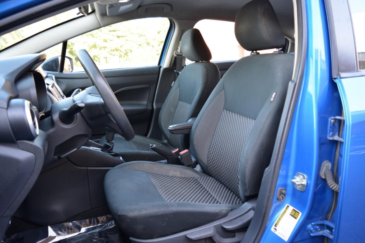 Nissan Versa S 5MT 2020