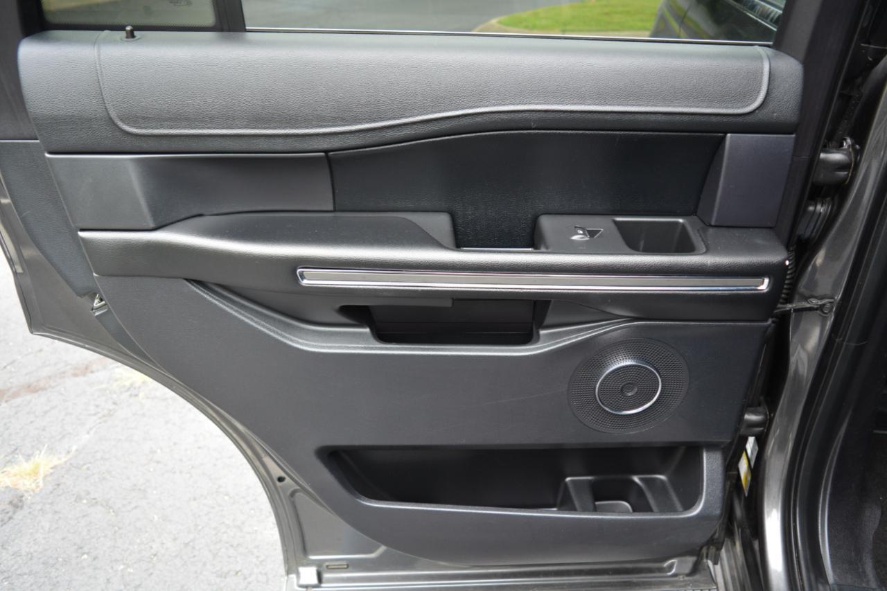 Ford Expedition XLT 4WD 2019