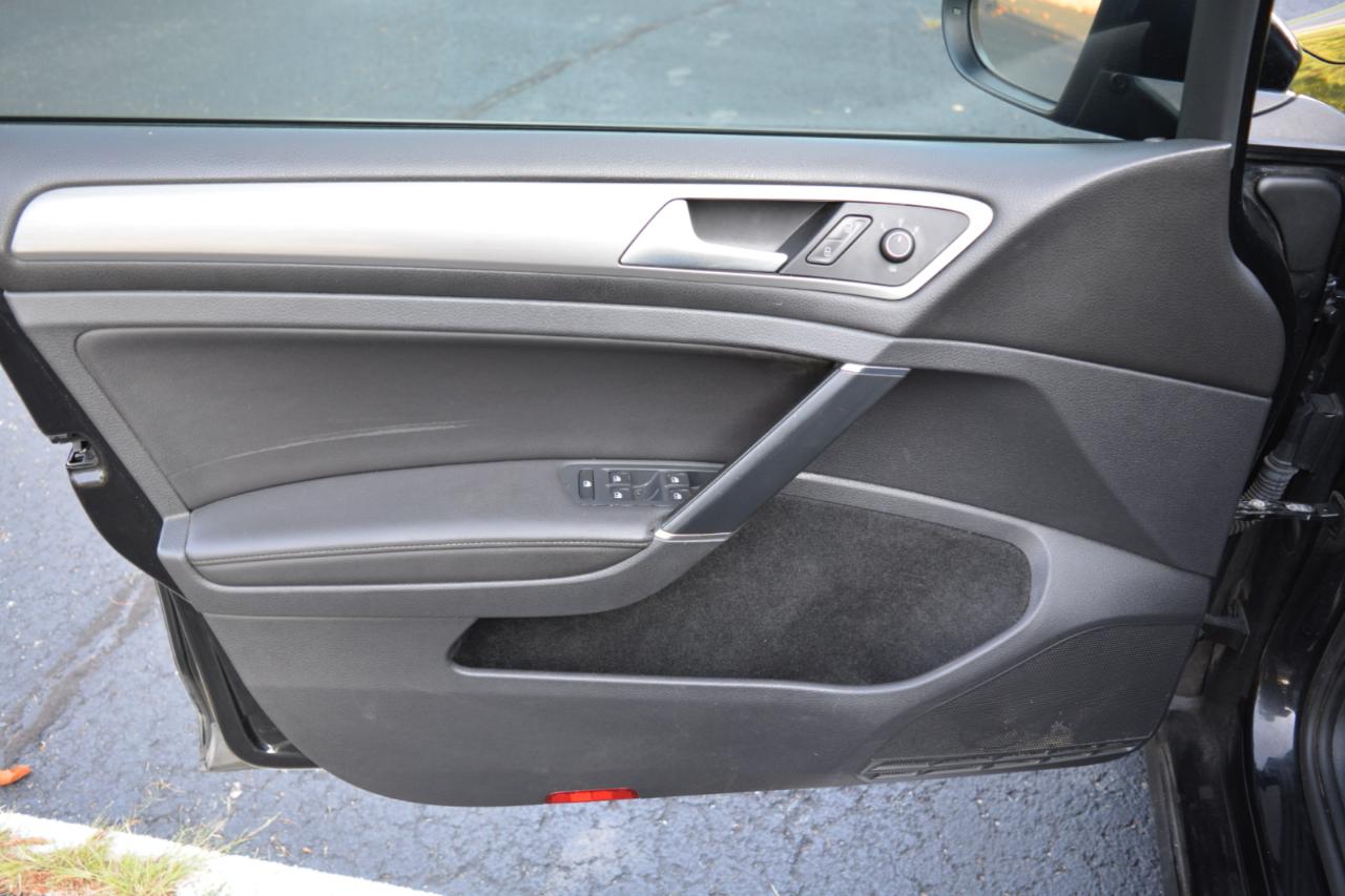 Volkswagen Golf TSI S 6A 2016