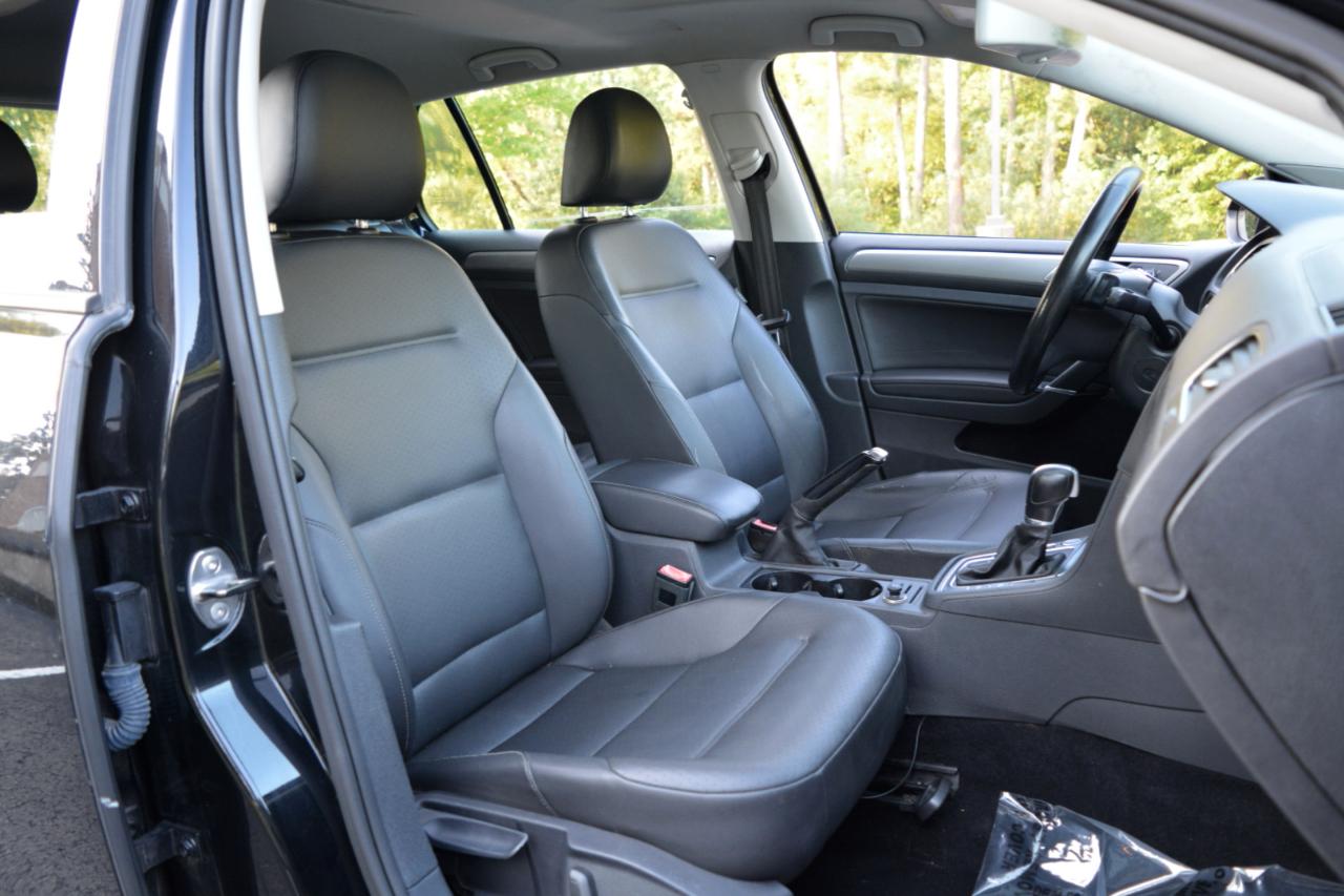 Volkswagen Golf TSI S 6A 2016
