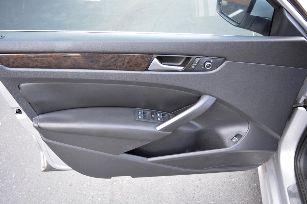 Volkswagen Passat 2.0L TDI SE AT 2014
