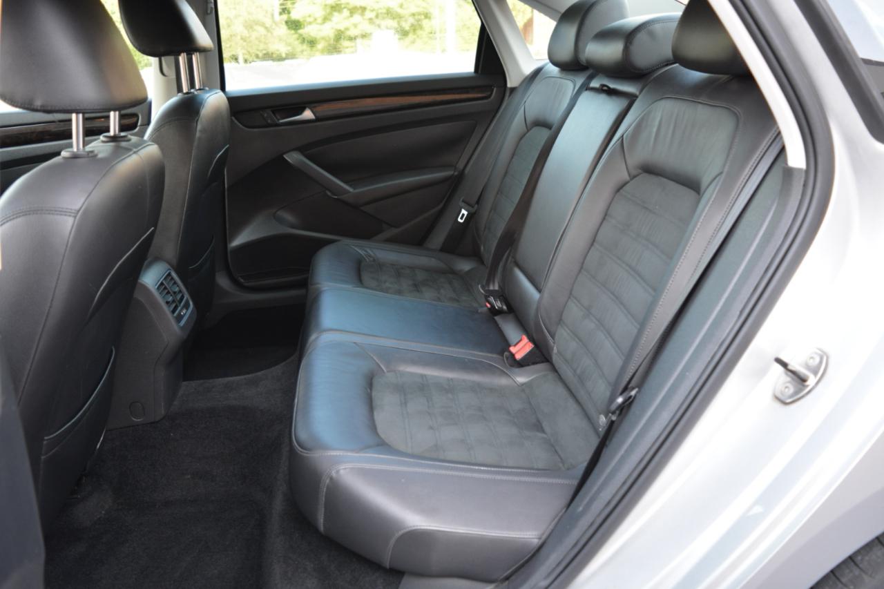 Volkswagen Passat 2.0L TDI SE AT 2014