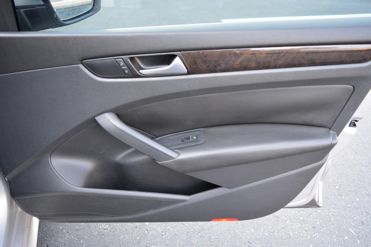 Volkswagen Passat 2.0L TDI SE AT 2014