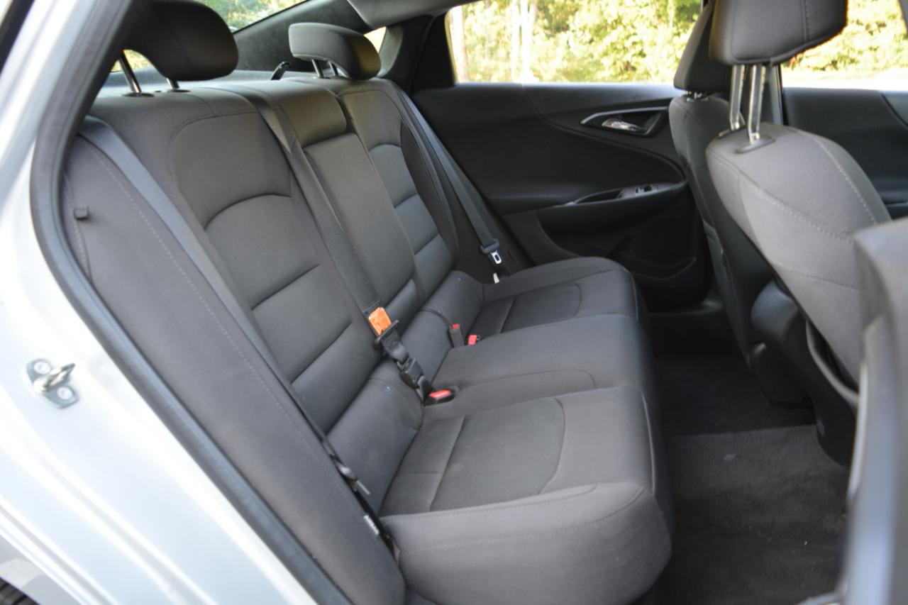 Chevrolet MALIBU LS Base 2017
