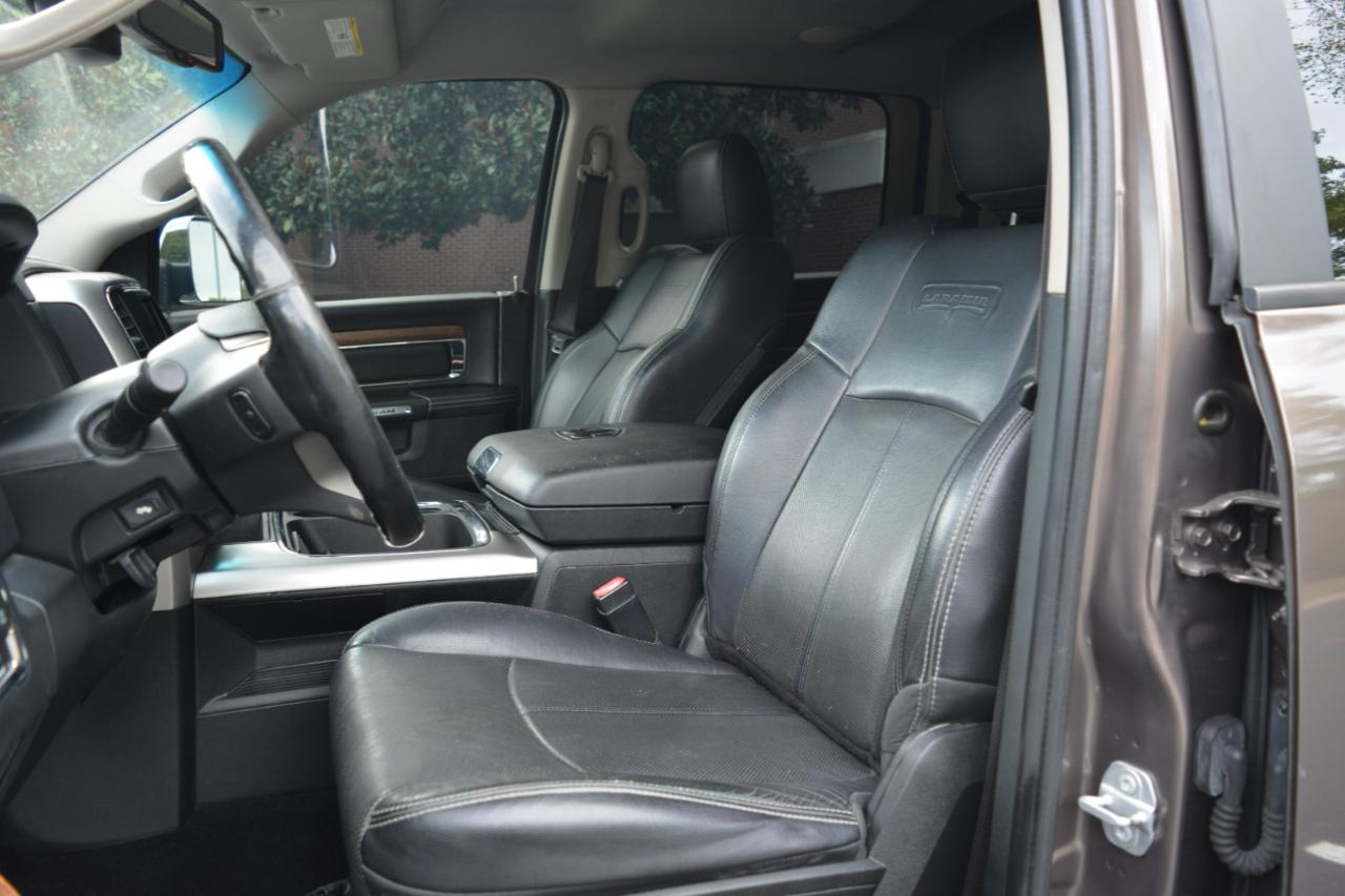 RAM 1500 Laramie Crew Cab SWB 4WD 2018