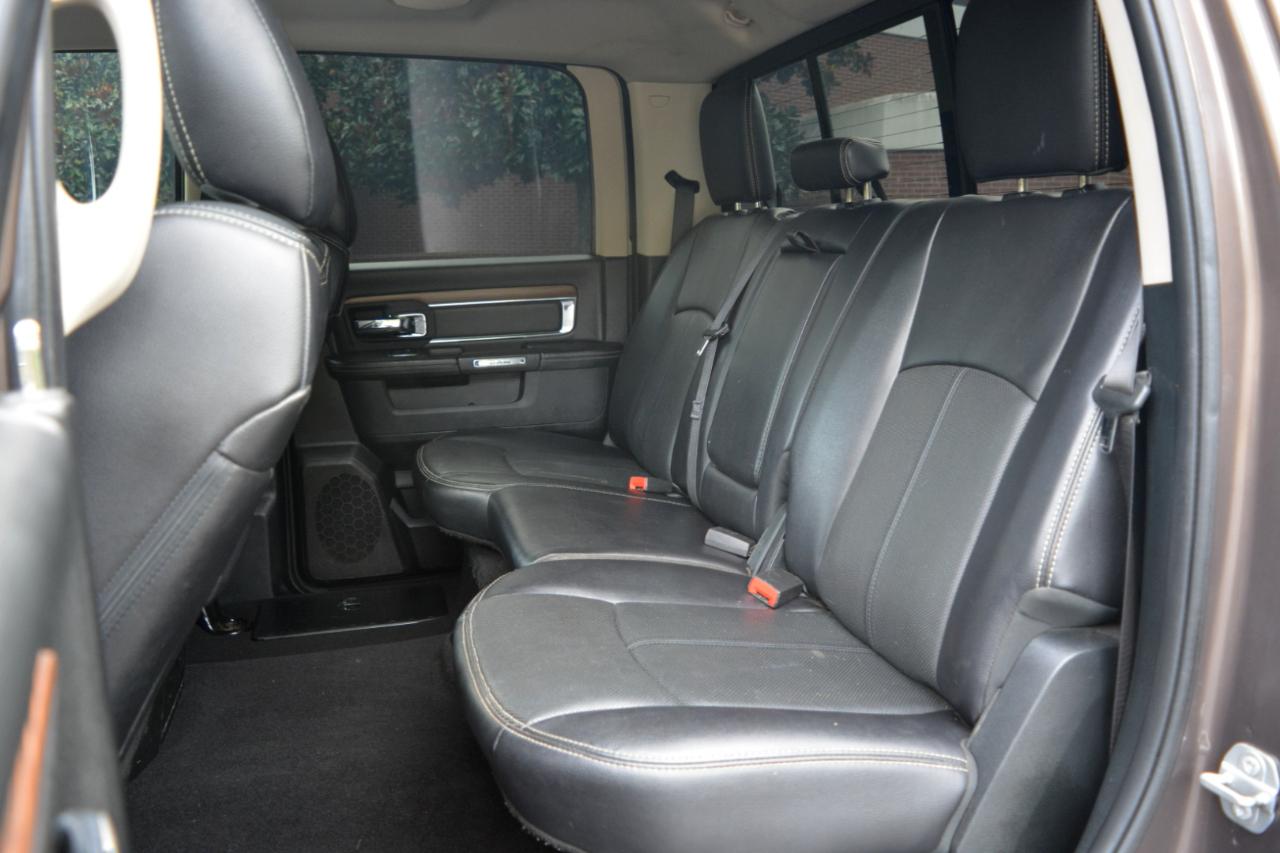 RAM 1500 Laramie Crew Cab SWB 4WD 2018