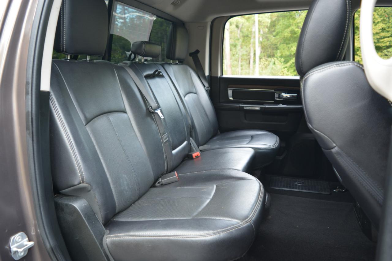 RAM 1500 Laramie Crew Cab SWB 4WD 2018