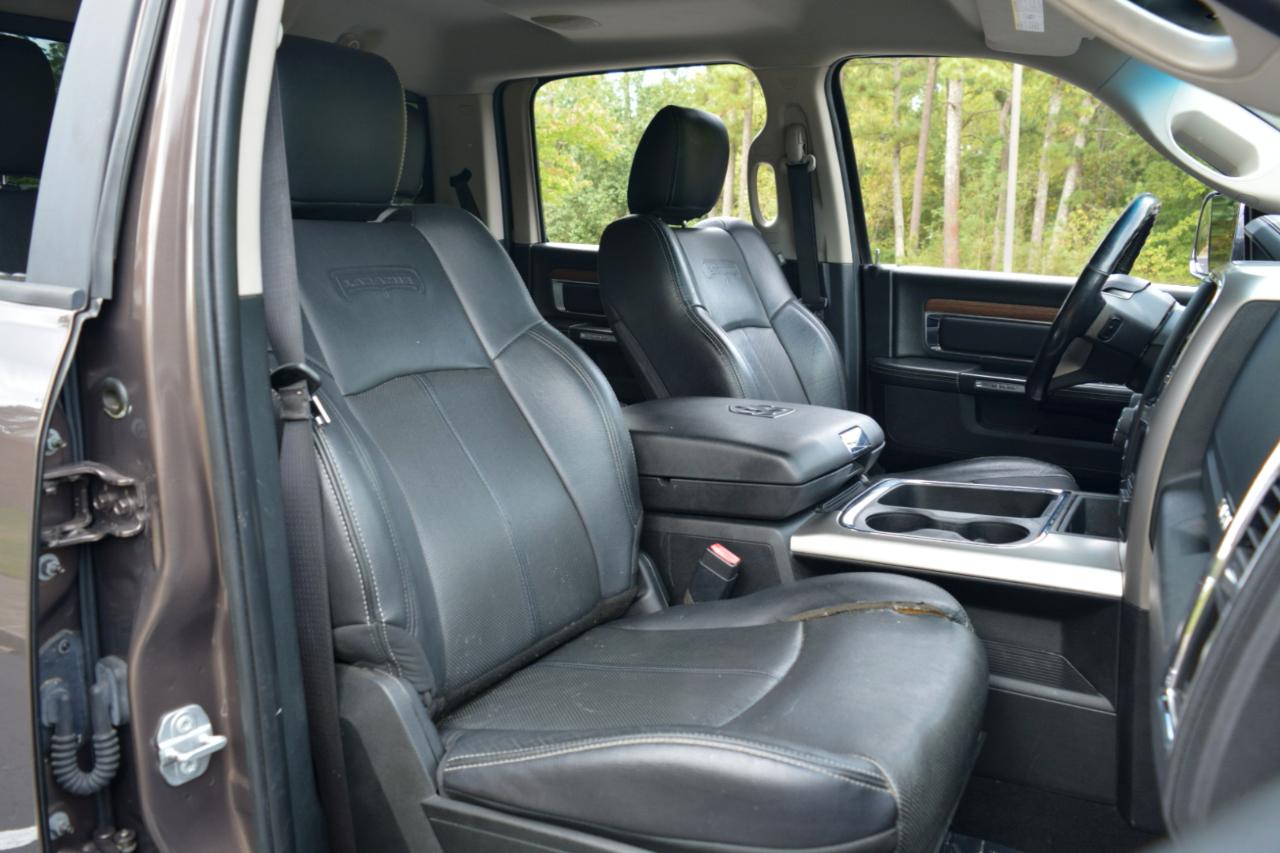 RAM 1500 Laramie Crew Cab SWB 4WD 2018