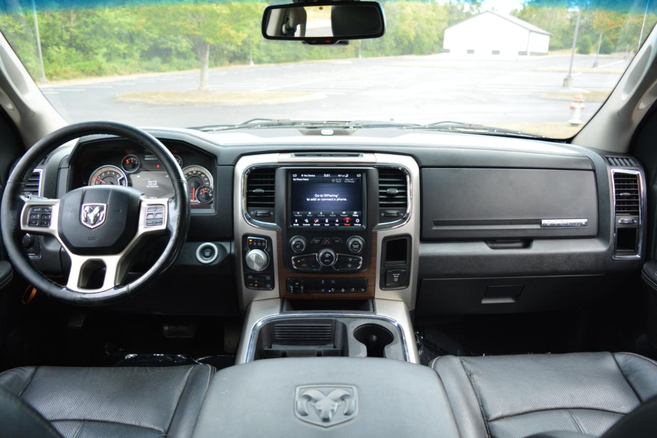 RAM 1500 Laramie Crew Cab SWB 4WD 2018