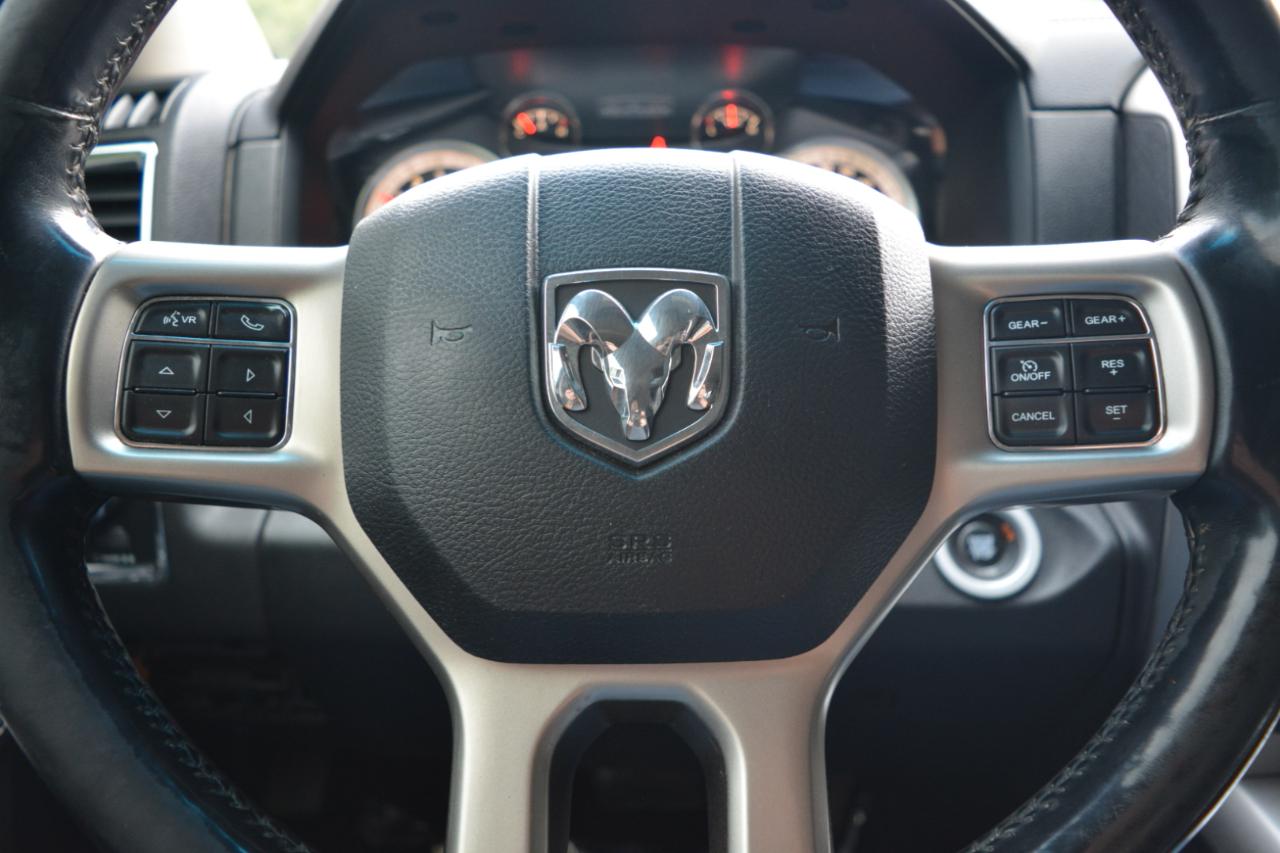 RAM 1500 Laramie Crew Cab SWB 4WD 2018
