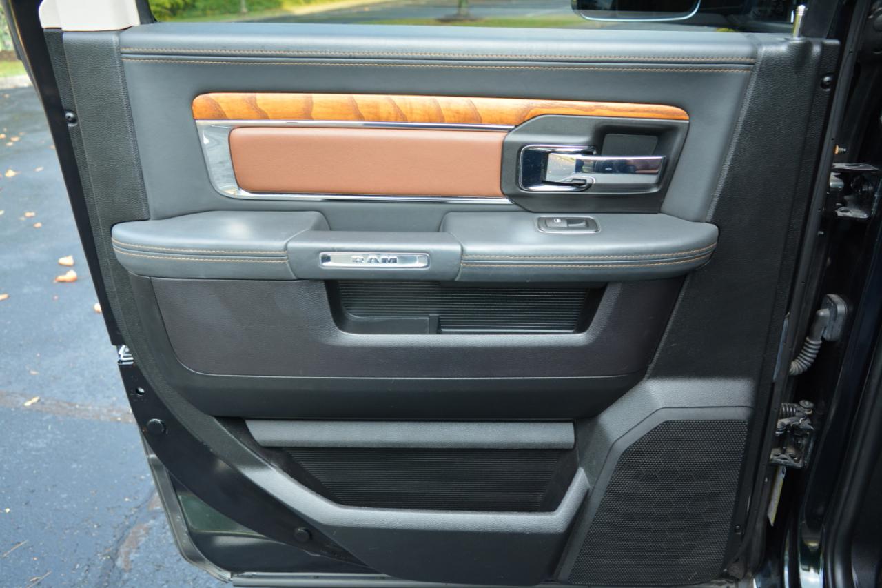 RAM 1500 Longhorn Crew Cab LWB 4WD 2016