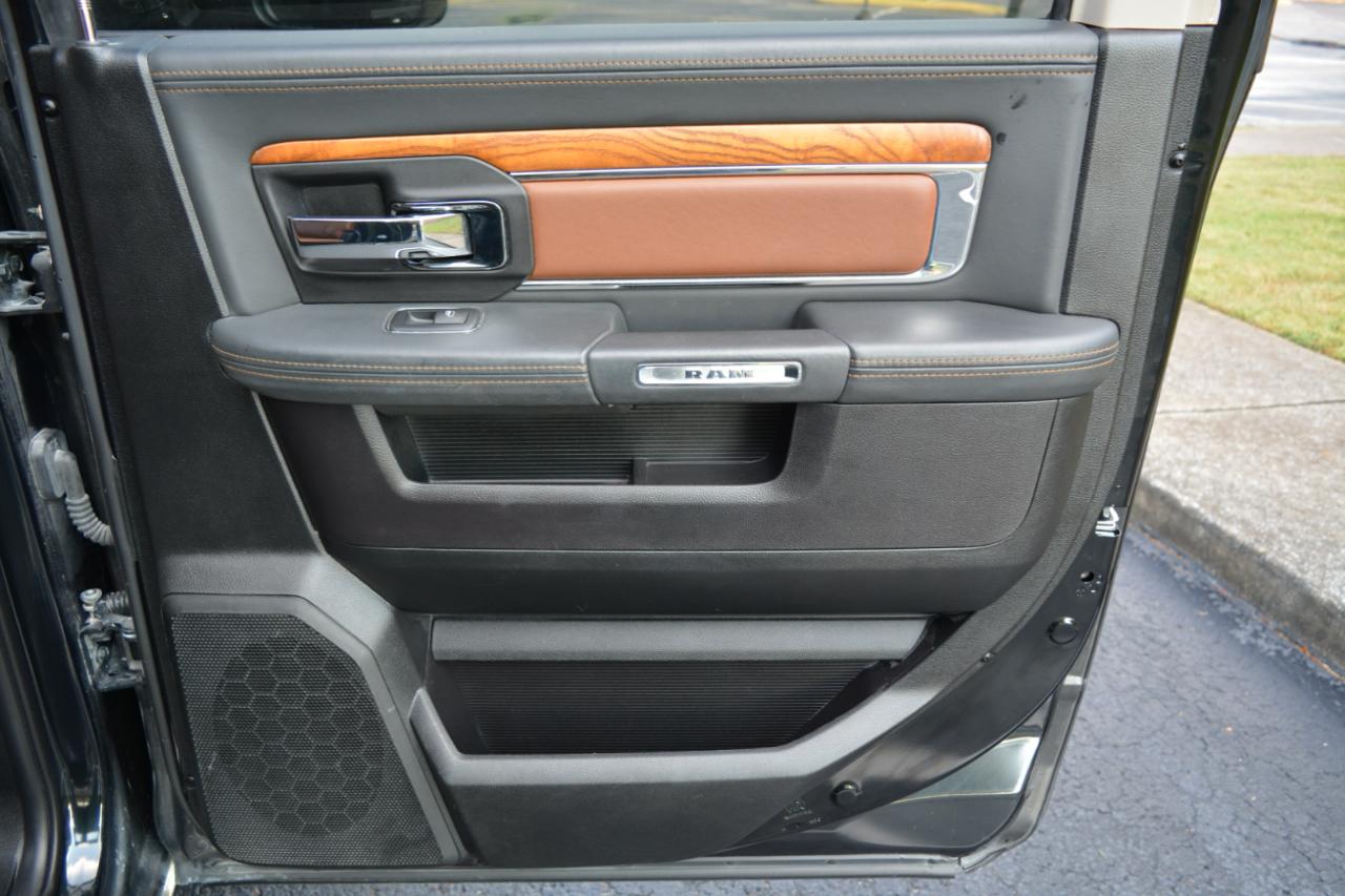 RAM 1500 Longhorn Crew Cab LWB 4WD 2016