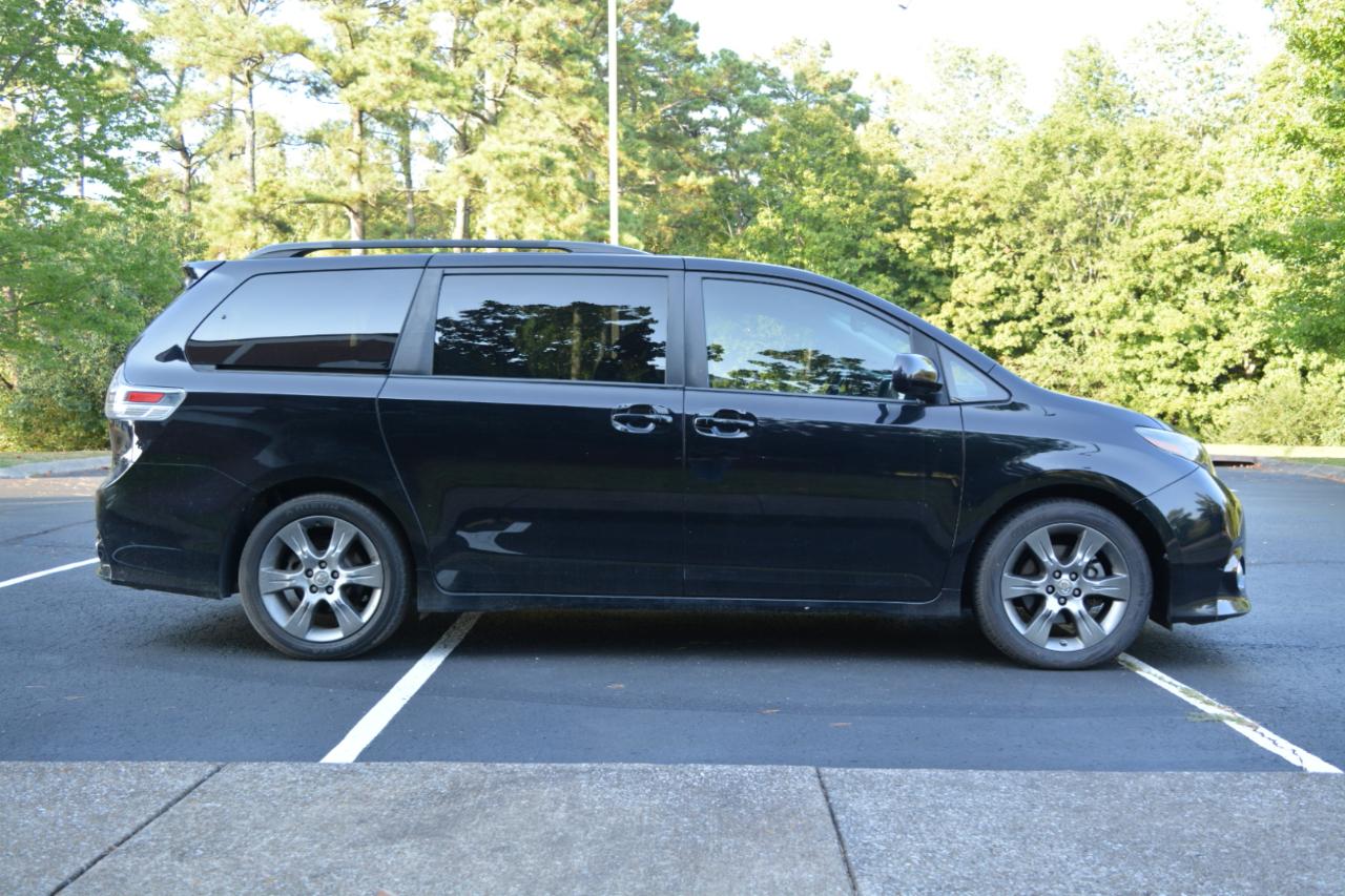 Toyota Sienna SE FWD 8-Passenger V6 2015