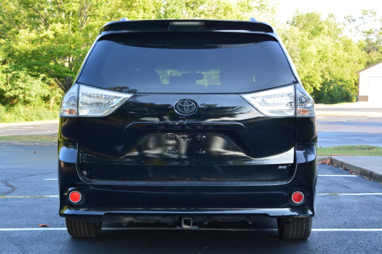 Toyota Sienna SE FWD 8-Passenger V6 2015