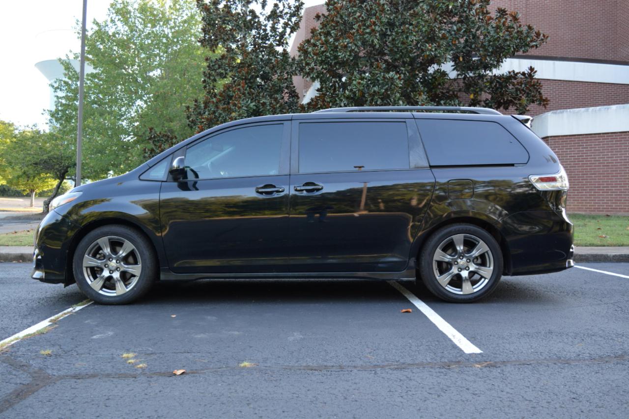 Toyota Sienna SE FWD 8-Passenger V6 2015