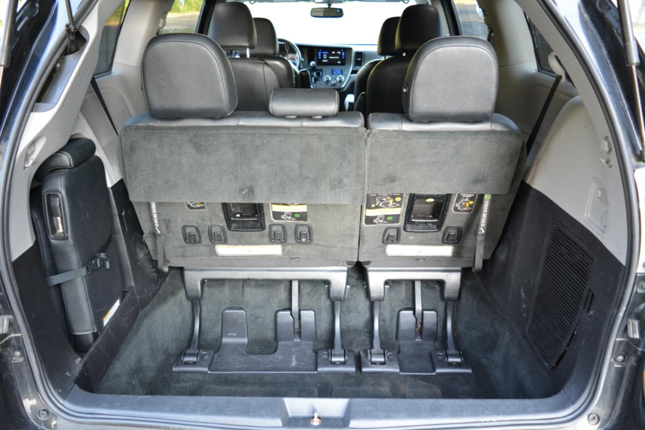 Toyota Sienna SE FWD 8-Passenger V6 2015