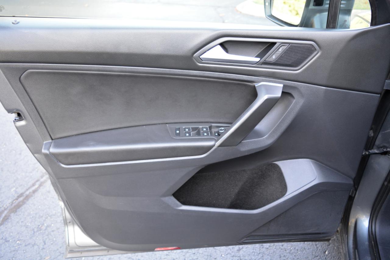 Volkswagen Tiguan SE 2021