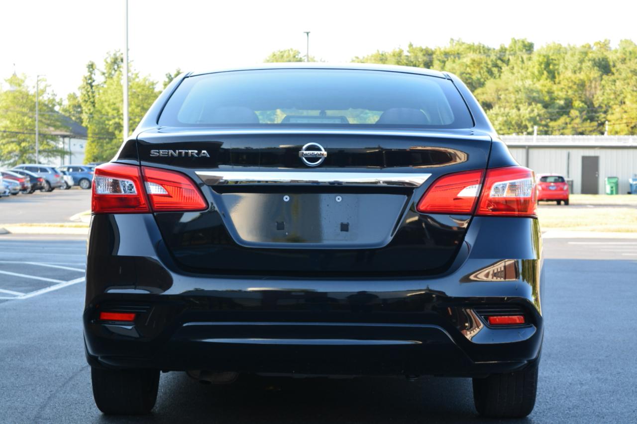 Nissan Sentra S CVT 2019