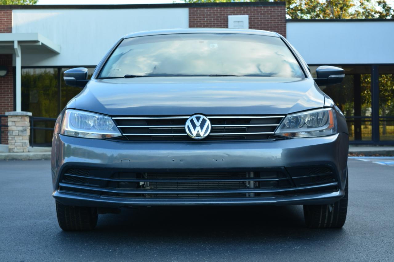 Volkswagen Jetta SE 6A 2016