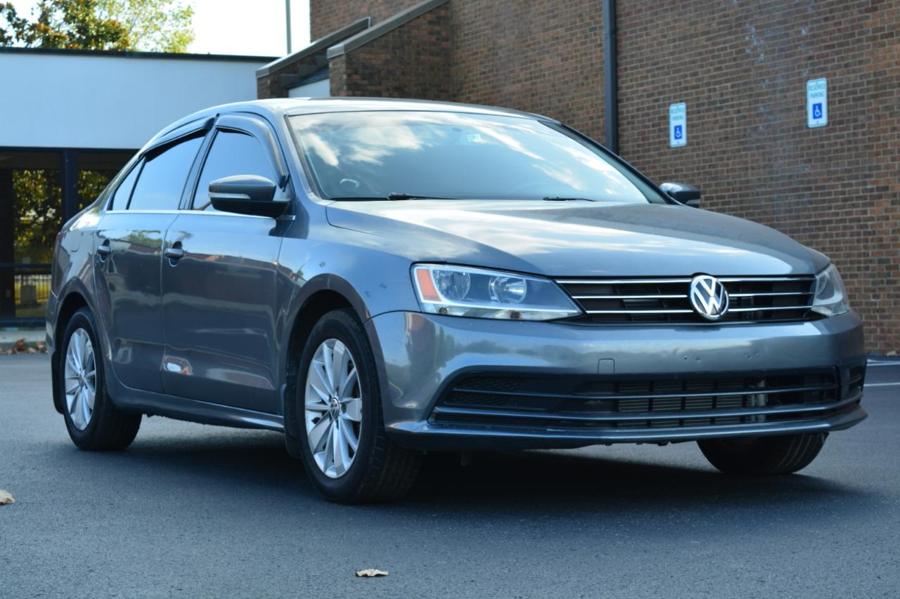 Volkswagen Jetta SE 6A 2016