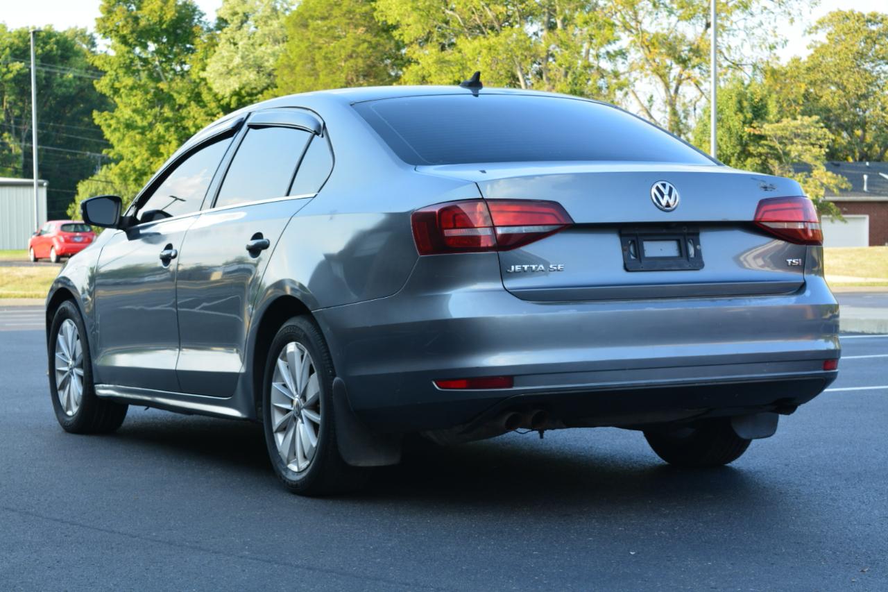 Volkswagen Jetta SE 6A 2016