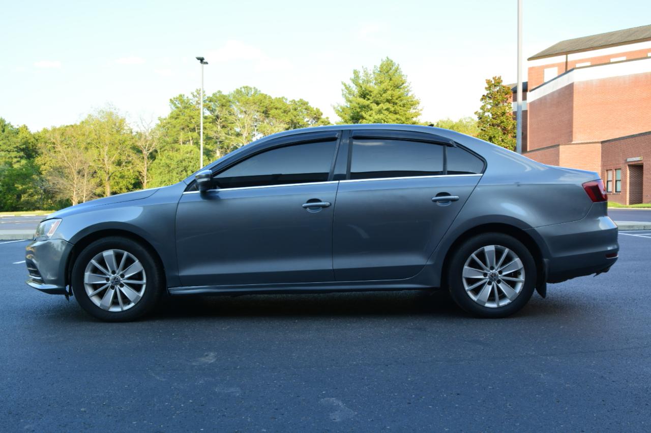 Volkswagen Jetta SE 6A 2016