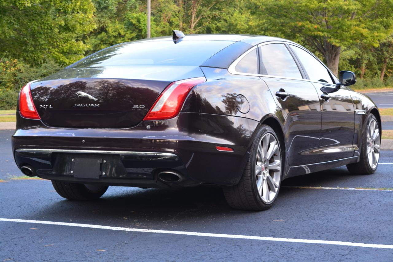 Jaguar XJ-Series XJL Portfolio 2016