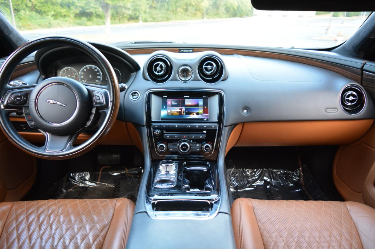Jaguar XJ-Series XJL Portfolio 2016