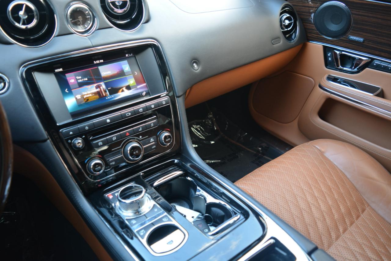 Jaguar XJ-Series XJL Portfolio 2016