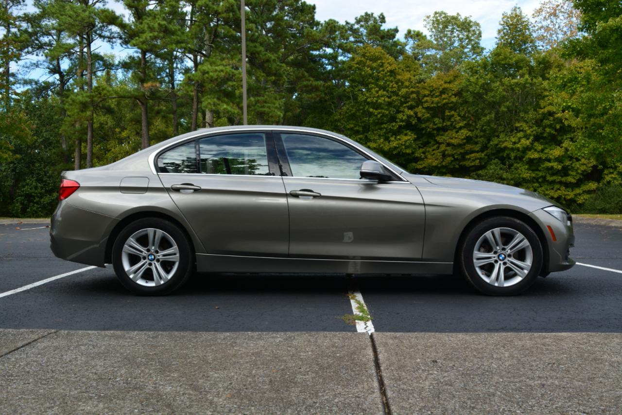 BMW 3-Series 330i SULEV Sedan 2017