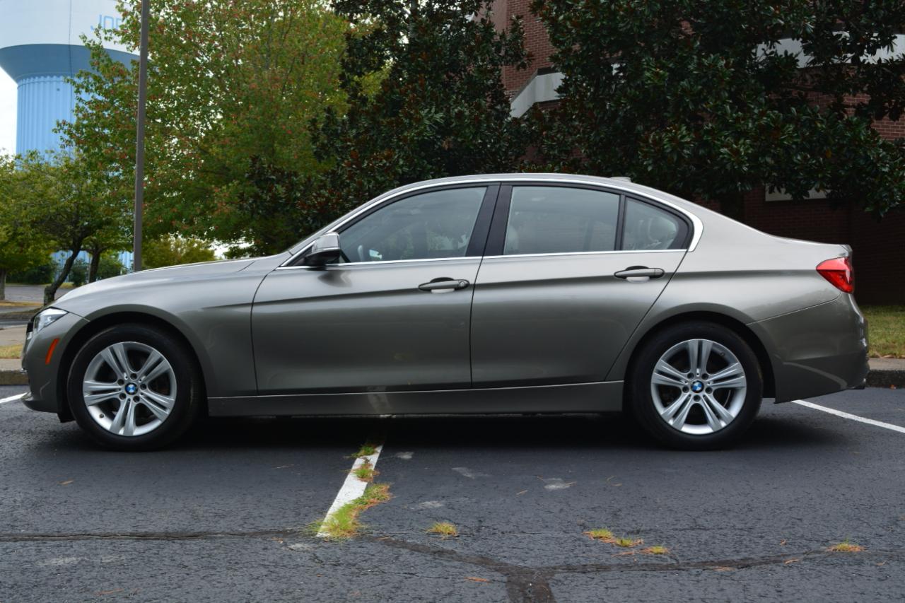 BMW 3-Series 330i SULEV Sedan 2017