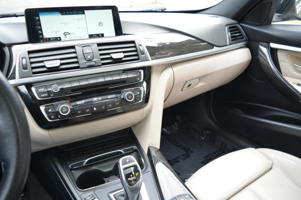 BMW 3-Series 330i SULEV Sedan 2017