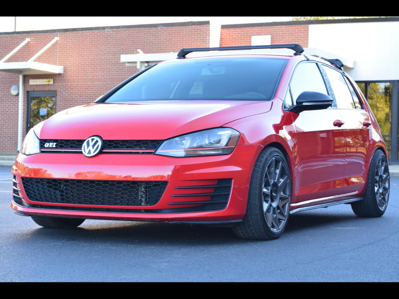 2017 Volkswagen Golf GTI S 6M 4-Door