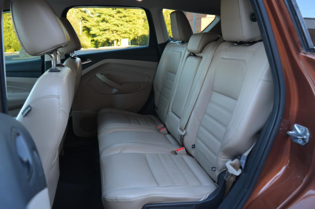 Ford Escape Titanium FWD 2017