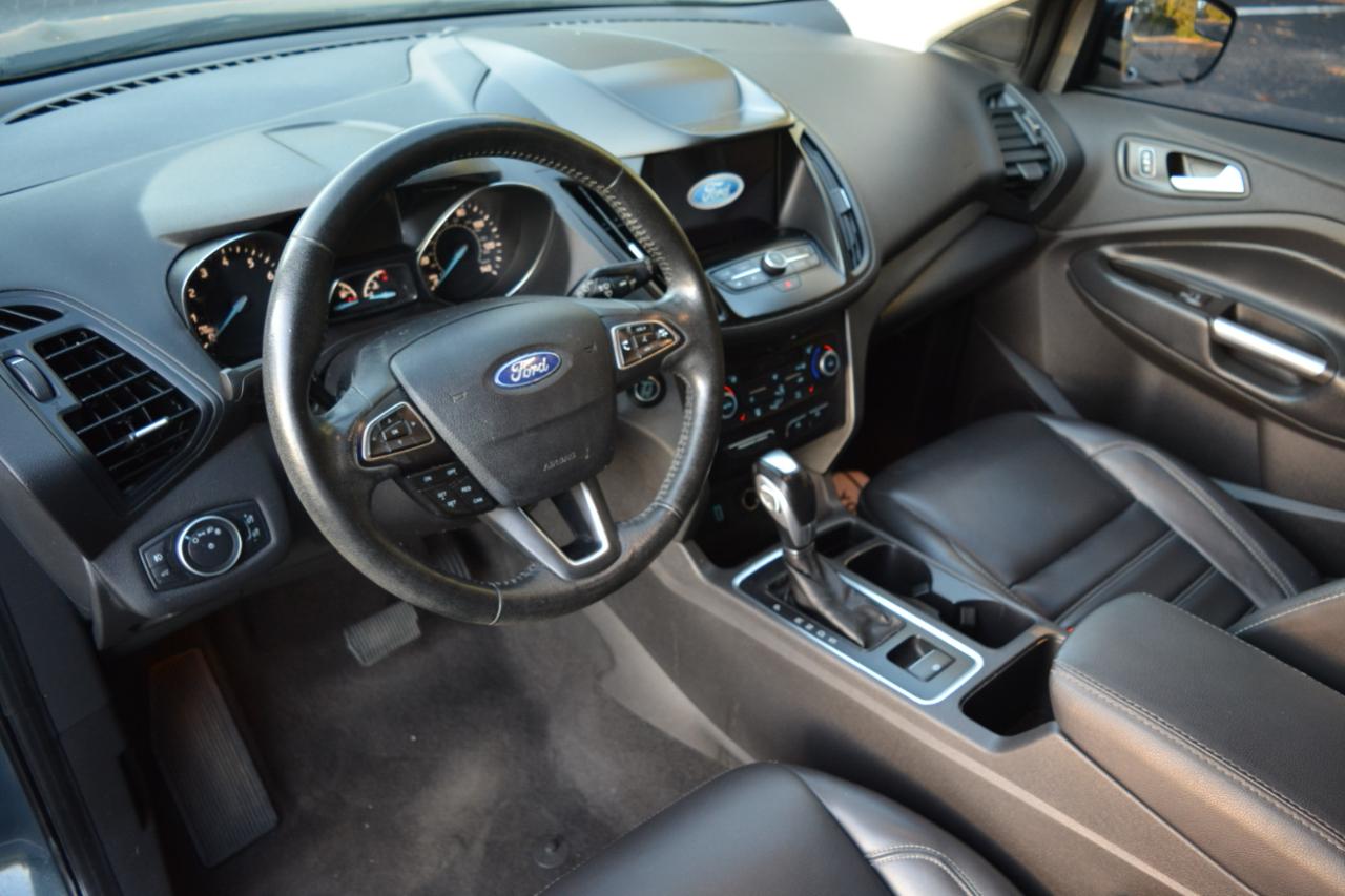 Ford Escape SEL FWD 2019