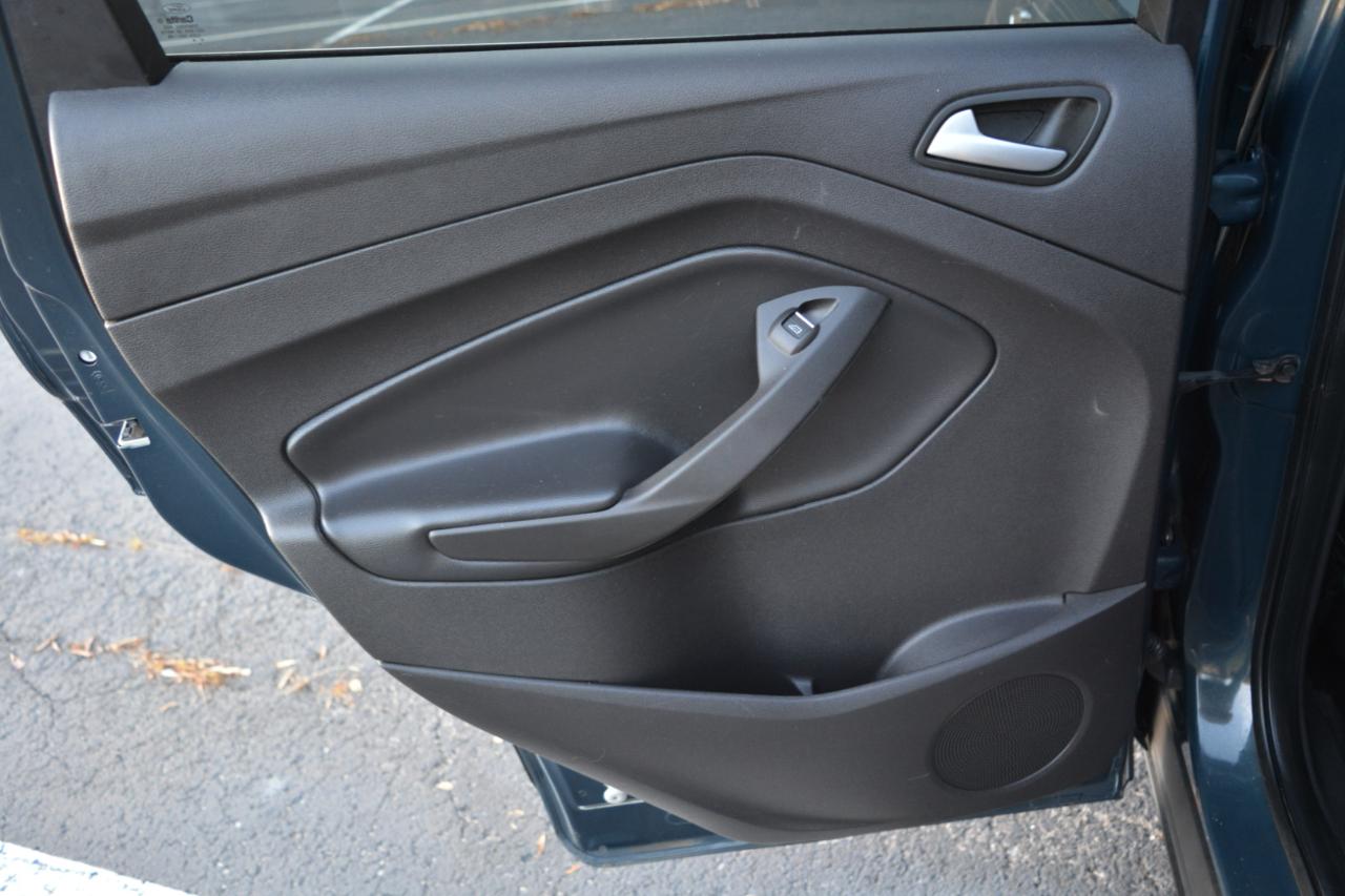 Ford Escape SEL FWD 2019